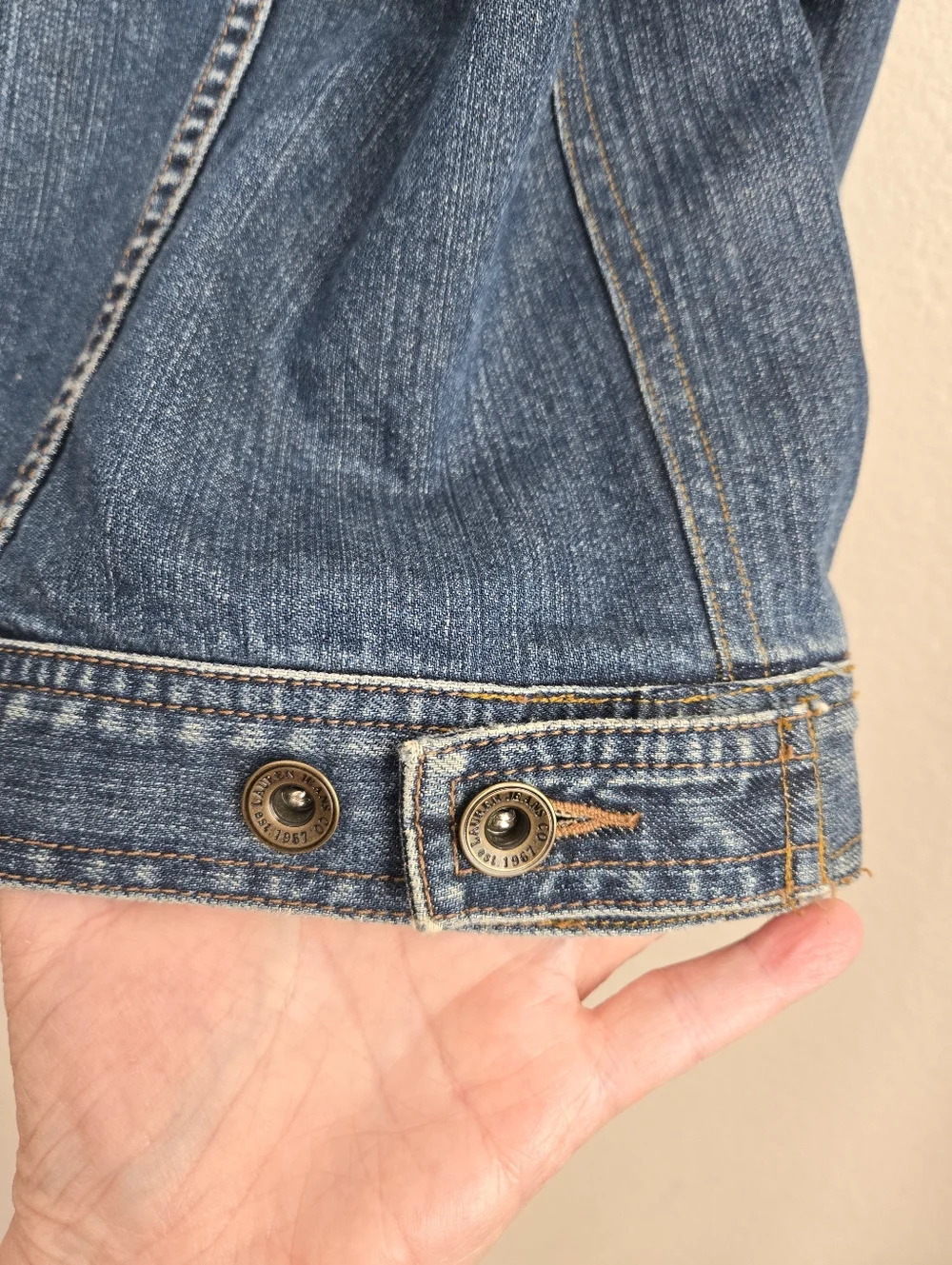 Lauren Jeans Co. Denim Womens Cowgirl Jacket All Cotton 2 Hidden Pockets Inside - Picture 9 of 11
